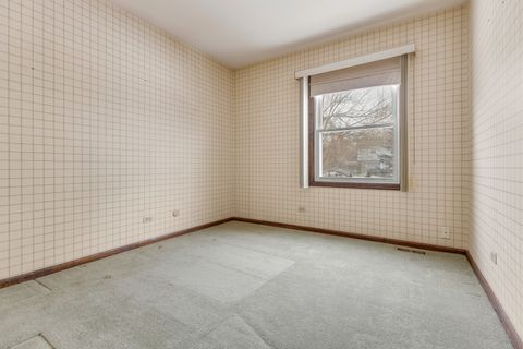 Tiny photo for 720 Ash Street, Algonquin, IL 60102 (MLS # 12539005)