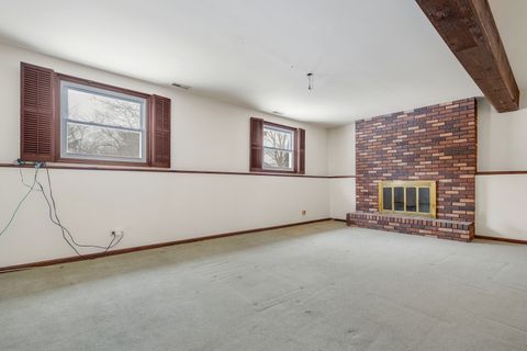 Tiny photo for 720 Ash Street, Algonquin, IL 60102 (MLS # 12539005)