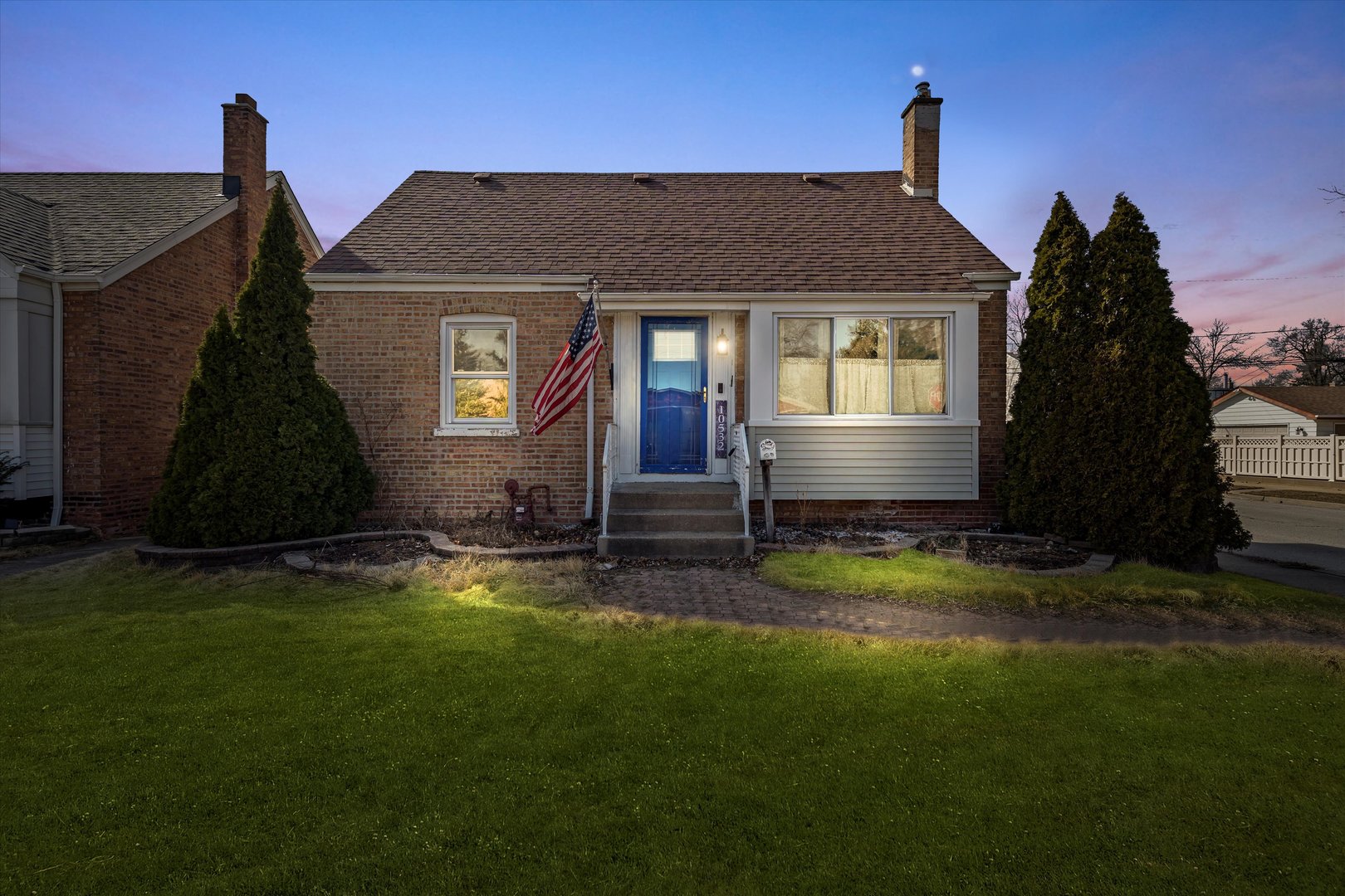 10532 S Kedzie Avenue