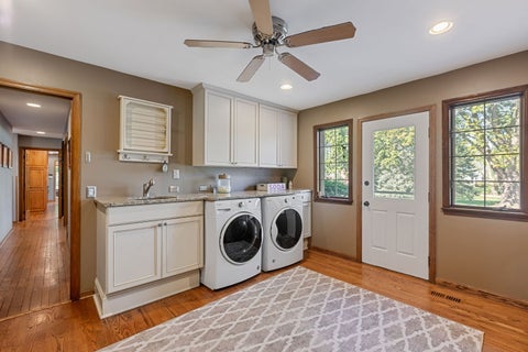 Tiny photo for 2 Gregory Lane, South Barrington, IL 60010 (MLS # 12783460)