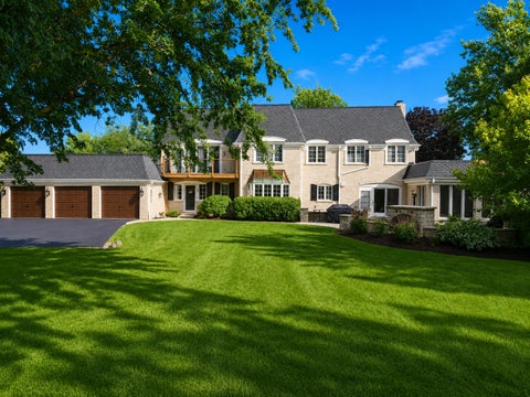 Tiny photo for 2 Gregory Lane, South Barrington, IL 60010 (MLS # 12783460)