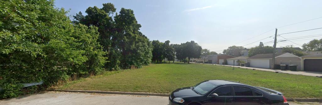 6621 N Oak Park Avenue