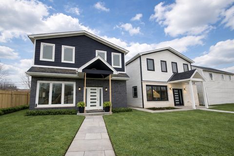 Tiny photo for 1700 N 40th Avenue, Stone Park, IL 60165 (MLS # 12569321)