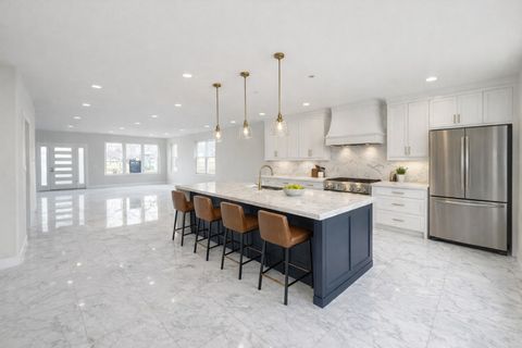 Tiny photo for 1700 N 40th Avenue, Stone Park, IL 60165 (MLS # 12569321)