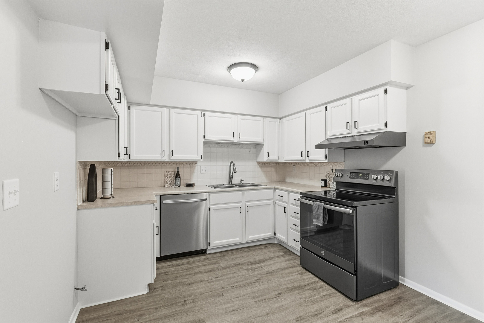 5102 25th Ave Court 201