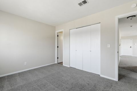 Tiny photo for 5102 25th Ave Court #201, Moline, IL 61265 (MLS # 12632394)