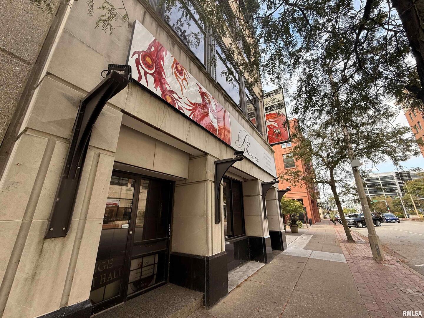 111 W 2ND Street