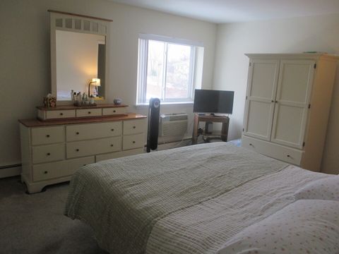 Tiny photo for 1321 S Finley Road #211, Lombard, IL 60148 (MLS # 12552679)