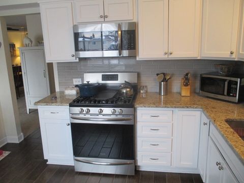 Tiny photo for 1321 S Finley Road #211, Lombard, IL 60148 (MLS # 12552679)