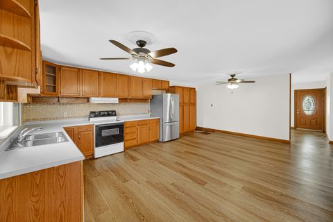 Tiny photo for 724 Union Avenue, Romeoville, IL 60446 (MLS # 12709441)