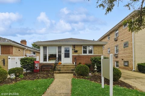 A home in Elmwood Park