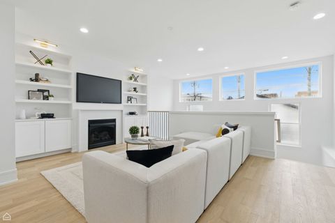 Tiny photo for 3572 W Medill Avenue, Chicago, IL 60647 (MLS # 12453442)