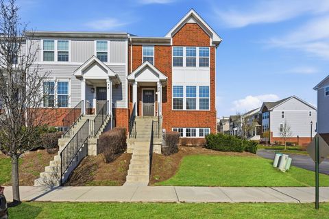 72 Nicholas Drive E, Des Plaines, IL 60016 - #: 12622081