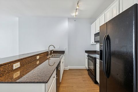 Tiny photo for 1235 S Prairie Avenue #2506, Chicago, IL 60605 (MLS # 12480354)