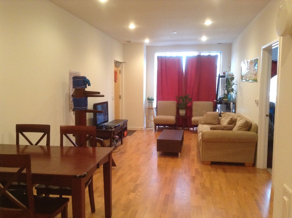 2224 W Madison Street 201