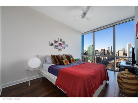 Tiny photo for 1201 S Prairie Avenue #3702, Chicago, IL 60605 (MLS # 12613654)