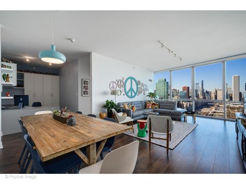 Tiny photo for 1201 S Prairie Avenue #3702, Chicago, IL 60605 (MLS # 12613654)