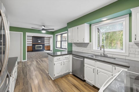 Tiny photo for 2423 E 32nd Street, Davenport, IA 52807 (MLS # 12749809)
