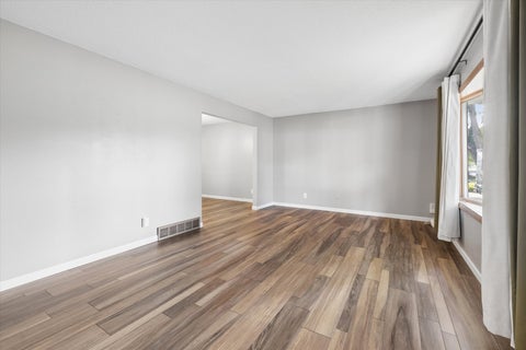 Tiny photo for 2423 E 32nd Street, Davenport, IA 52807 (MLS # 12749809)