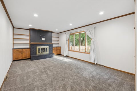Tiny photo for 2423 E 32nd Street, Davenport, IA 52807 (MLS # 12749809)
