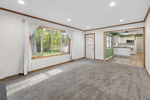 Tiny photo for 2423 E 32nd Street, Davenport, IA 52807 (MLS # 12749809)