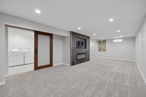 Tiny photo for 2423 E 32nd Street, Davenport, IA 52807 (MLS # 12749809)