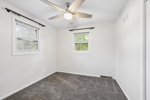 Tiny photo for 2423 E 32nd Street, Davenport, IA 52807 (MLS # 12749809)