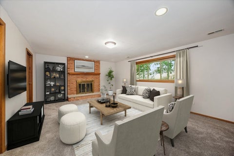 Tiny photo for 1006 Longford Drive, Westmont, IL 60559 (MLS # 12771619)