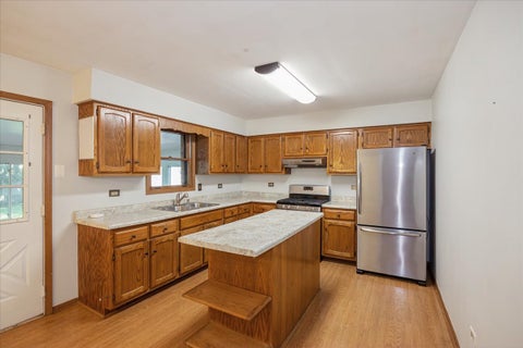 Tiny photo for 1006 Longford Drive, Westmont, IL 60559 (MLS # 12771619)