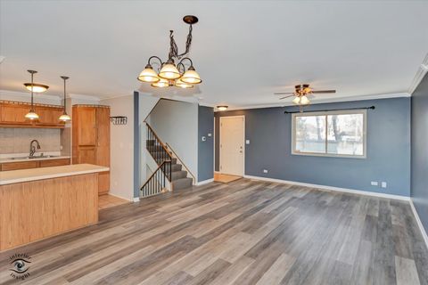 Tiny photo for 5251 W 157TH Street #6, Oak Forest, IL 60452 (MLS # 12553345)