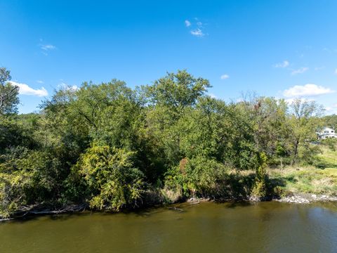 Tiny photo for 15361 S Bluff Road, South Beloit, IL 61080 (MLS # 12481214)