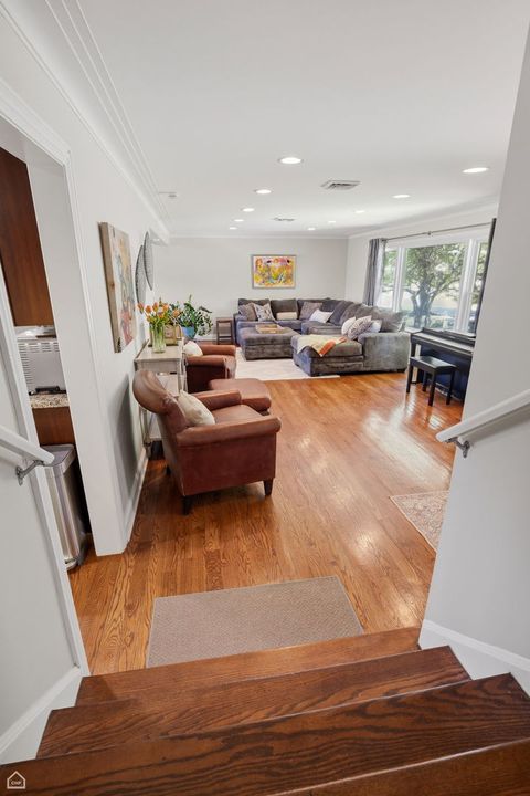 Tiny photo for 9632 Massasoit Avenue, Oak Lawn, IL 60453 (MLS # 12634564)