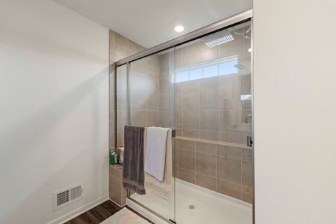 Tiny photo for 1009 Persimmon Court, Crystal Lake, IL 60012 (MLS # 12490686)