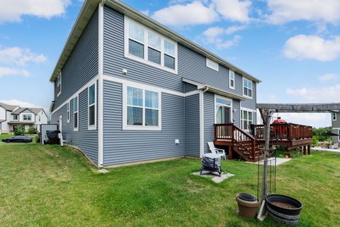 Tiny photo for 1009 Persimmon Court, Crystal Lake, IL 60012 (MLS # 12490686)