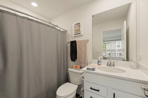 Tiny photo for 1009 Persimmon Court, Crystal Lake, IL 60012 (MLS # 12490686)