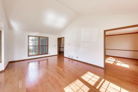 Tiny photo for 1219 Montego Court, Elk Grove Village, IL 60007 (MLS # 12588638)