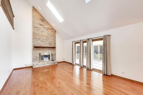 Tiny photo for 1219 Montego Court, Elk Grove Village, IL 60007 (MLS # 12588638)