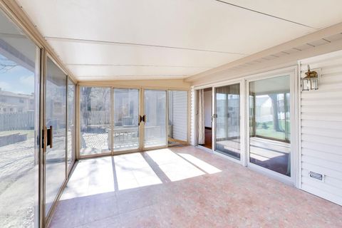 Tiny photo for 1219 Montego Court, Elk Grove Village, IL 60007 (MLS # 12588638)