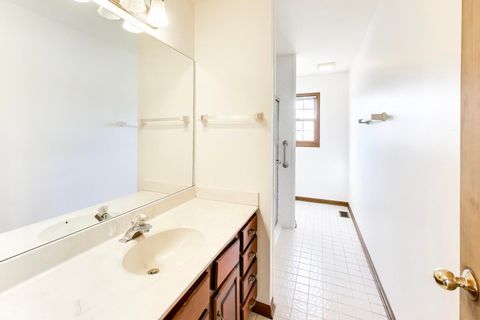 Tiny photo for 1219 Montego Court, Elk Grove Village, IL 60007 (MLS # 12588638)