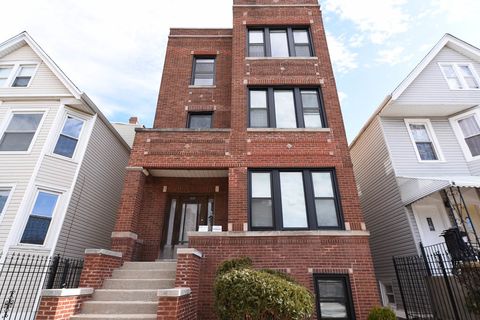 2935 N LAWNDALE Avenue 3 Chicago IL 60618