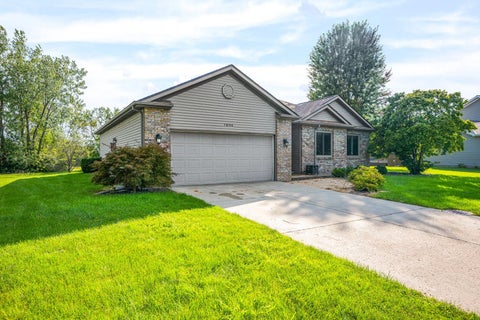 Tiny photo for 1904 Berkshire Gardens Cc Lane, Normal, IL 61761 (MLS # 12720442)