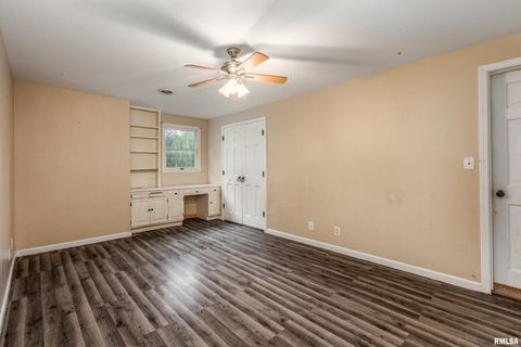 Tiny photo for 3000 W KENT Street, Carbondale, IL 62901 (MLS # EB459866)