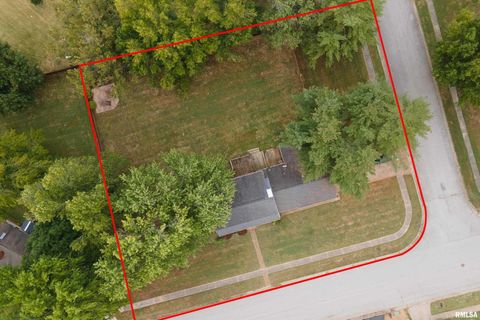 Tiny photo for 3000 W KENT Street, Carbondale, IL 62901 (MLS # EB459866)