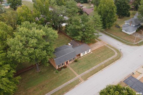 Tiny photo for 3000 W KENT Street, Carbondale, IL 62901 (MLS # EB459866)