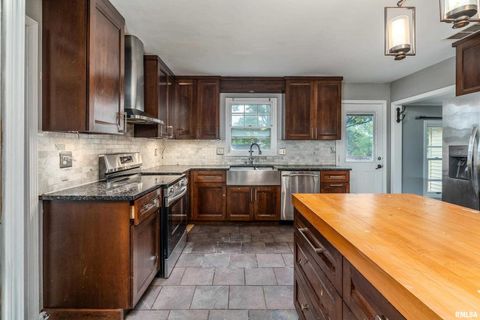 Tiny photo for 3000 W KENT Street, Carbondale, IL 62901 (MLS # EB459866)