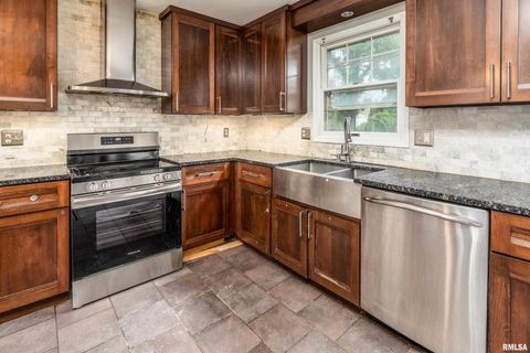 Tiny photo for 3000 W KENT Street, Carbondale, IL 62901 (MLS # EB459866)