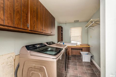 Tiny photo for 3000 W KENT Street, Carbondale, IL 62901 (MLS # EB459866)