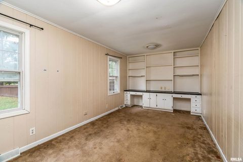 Tiny photo for 3000 W KENT Street, Carbondale, IL 62901 (MLS # EB459866)