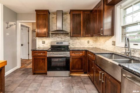 Tiny photo for 3000 W KENT Street, Carbondale, IL 62901 (MLS # EB459866)