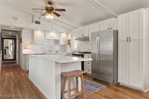 Tiny photo for 313 W Woodlawn Road, New Lenox, IL 60451 (MLS # 12711792)